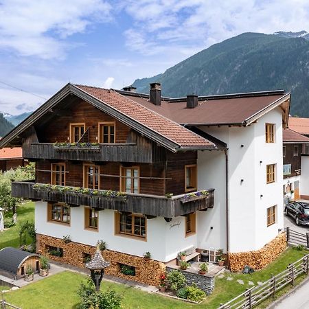 Freihaushof Apartment Mayrhofen Exterior foto